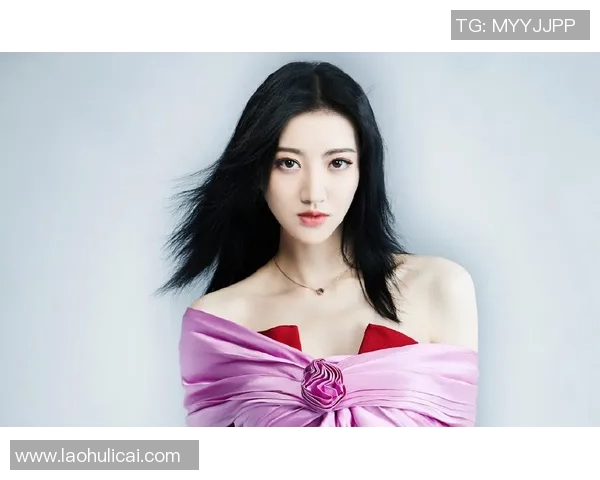 足球明星齐肩发型女生的时尚魅力与搭配技巧全解析